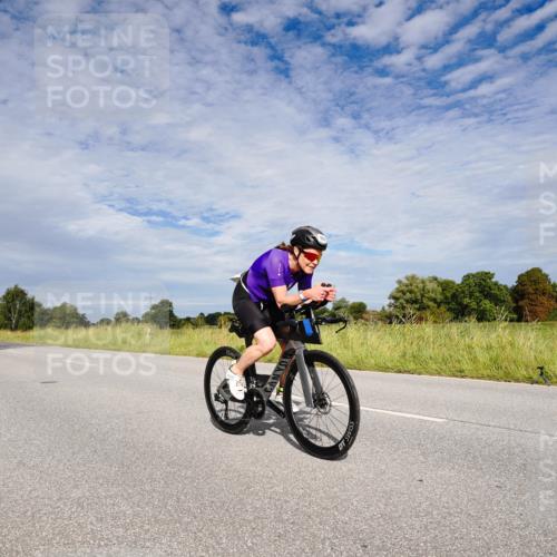 31.08.2025 - Elbe Triathlon Hamburg Michael Burmester http://msf.ph/oto/8665329 31.08.2025 10:08:28 Radfahren 472, 704, 741, 890, 905, 922 meine-sportfotos.de