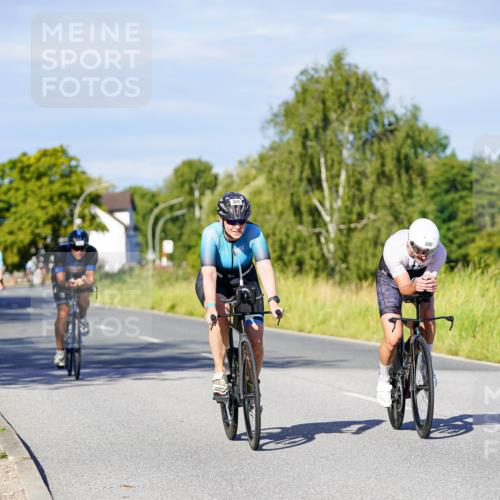 31.08.2025 - Elbe Triathlon Hamburg Michael Burmester http://msf.ph/oto/8665394 31.08.2025 09:30:03 Radfahren 305, 380, 387, 427, 680, 773 meine-sportfotos.de