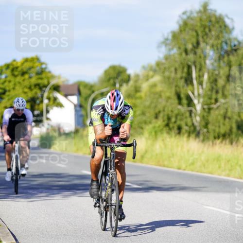 31.08.2025 - Elbe Triathlon Hamburg Michael Burmester http://msf.ph/oto/8665421 31.08.2025 09:30:11 Radfahren 213, 427, 431, 527, 613, 617 meine-sportfotos.de