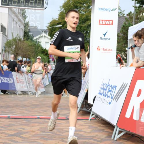 31.08.2025 - 21. Blankeneser Heldenlauf Strokosch-Dieckow http://msf.ph/oto/8665462 31.08.2025 11:18:14 Ziel 3092, 3124, 3717, 3510 meine-sportfotos.de