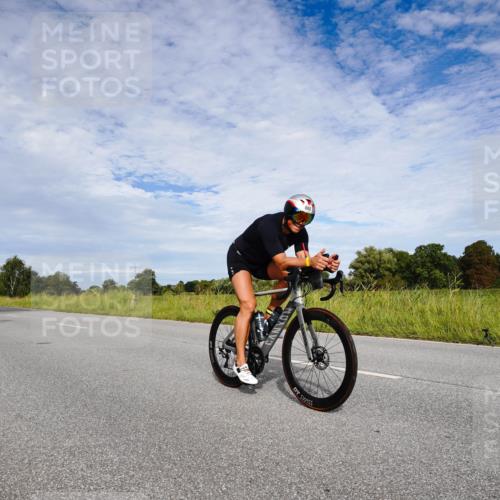 31.08.2025 - Elbe Triathlon Hamburg Michael Burmester http://msf.ph/oto/8665472 31.08.2025 10:12:28 Radfahren 473, 499, 587, 648, 665, 748 meine-sportfotos.de