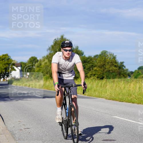 31.08.2025 - Elbe Triathlon Hamburg Michael Burmester http://msf.ph/oto/8665482 31.08.2025 09:30:21 Radfahren 170, 343, 400, 465, 469, 534 meine-sportfotos.de