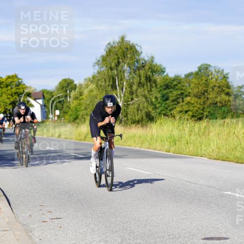 31.08.2025 - Elbe Triathlon Hamburg Michael Burmester http://msf.ph/oto/8665514 31.08.2025 09:30:39 Radfahren 192, 364, 384, 421, 539, 669 meine-sportfotos.de