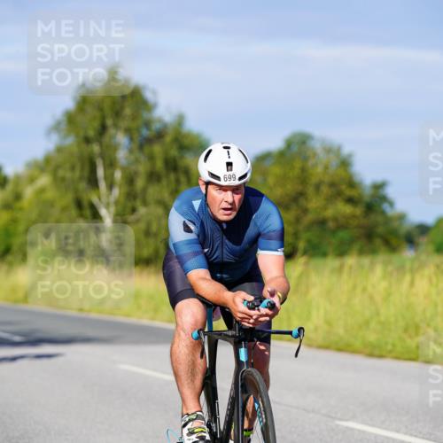 31.08.2025 - Elbe Triathlon Hamburg Michael Burmester http://msf.ph/oto/8665528 31.08.2025 09:30:43 Radfahren 192, 364, 413, 421, 669, 684, 756 meine-sportfotos.de