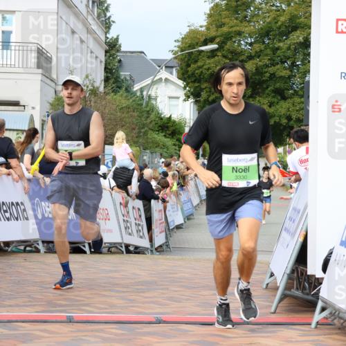 31.08.2025 - 21. Blankeneser Heldenlauf Strokosch-Dieckow http://msf.ph/oto/8665532 31.08.2025 10:59:46 Ziel 3551, 3330, 3364, 3467 meine-sportfotos.de