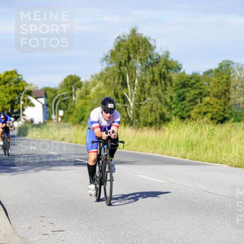 31.08.2025 - Elbe Triathlon Hamburg Michael Burmester http://msf.ph/oto/8665551 31.08.2025 09:30:49 Radfahren 332, 378, 413, 476, 602, 684, 756 meine-sportfotos.de