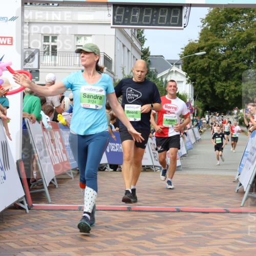 31.08.2025 - 21. Blankeneser Heldenlauf Strokosch-Dieckow http://msf.ph/oto/8665552 31.08.2025 11:18:08 Ziel 3092, 3345, 3124, 3594, 3510 meine-sportfotos.de