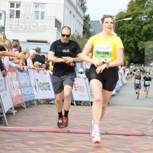 31.08.2025 - 21. Blankeneser Heldenlauf Strokosch-Dieckow http://msf.ph/oto/8665603 31.08.2025 10:59:40 Ziel 3551, 3467, 3683 meine-sportfotos.de