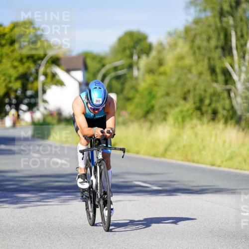 31.08.2025 - Elbe Triathlon Hamburg Michael Burmester http://msf.ph/oto/8665643 31.08.2025 09:31:24 Radfahren 382, 450, 569 meine-sportfotos.de