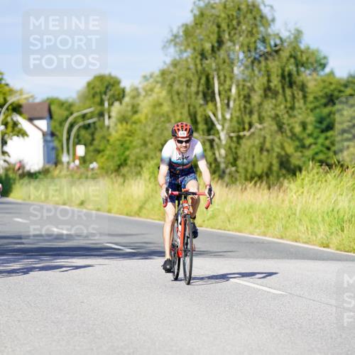 31.08.2025 - Elbe Triathlon Hamburg Michael Burmester http://msf.ph/oto/8665658 31.08.2025 09:31:32 Radfahren 369, 450, 569, 570, 609, 720 meine-sportfotos.de