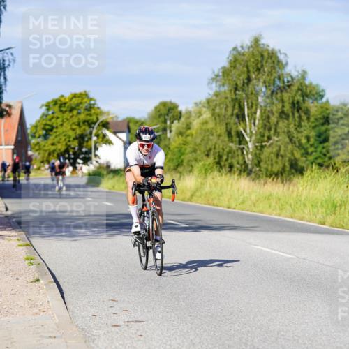 31.08.2025 - Elbe Triathlon Hamburg Michael Burmester http://msf.ph/oto/8665709 31.08.2025 09:31:47 Radfahren 291, 657, 664 meine-sportfotos.de