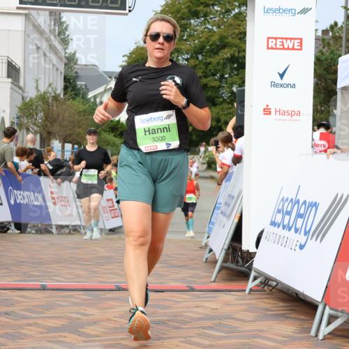 31.08.2025 - 21. Blankeneser Heldenlauf Strokosch-Dieckow http://msf.ph/oto/8665740 31.08.2025 11:17:57 Ziel 3345, 3646, 3300 meine-sportfotos.de