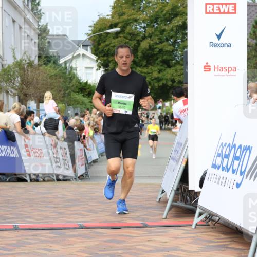 31.08.2025 - 21. Blankeneser Heldenlauf Strokosch-Dieckow http://msf.ph/oto/8665765 31.08.2025 10:59:32 Ziel 3433, 3683 meine-sportfotos.de