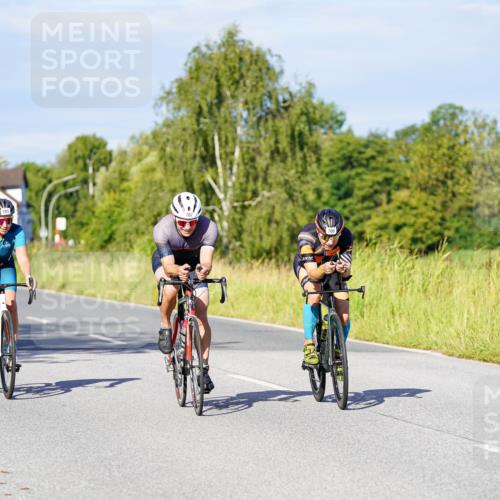 31.08.2025 - Elbe Triathlon Hamburg Michael Burmester http://msf.ph/oto/8665774 31.08.2025 09:32:10 Radfahren 285, 374, 420, 463, 528, 633, 700, 707, 708 meine-sportfotos.de