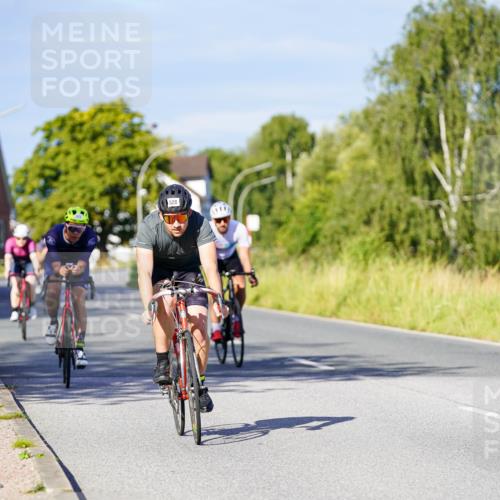 31.08.2025 - Elbe Triathlon Hamburg Michael Burmester http://msf.ph/oto/8665783 31.08.2025 09:32:13 Radfahren 284, 285, 374, 420, 463, 528, 646, 700, 707, 717 meine-sportfotos.de