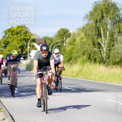 31.08.2025 - Elbe Triathlon Hamburg Michael Burmester http://msf.ph/oto/8665785 31.08.2025 09:32:13 Radfahren 284, 285, 374, 420, 463, 528, 646, 700, 707, 717 meine-sportfotos.de