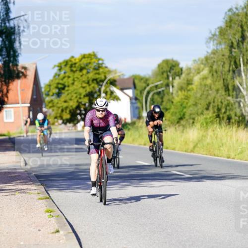 31.08.2025 - Elbe Triathlon Hamburg Michael Burmester http://msf.ph/oto/8665793 31.08.2025 09:32:15 Radfahren 284, 285, 374, 420, 463, 528, 635, 646, 717 meine-sportfotos.de