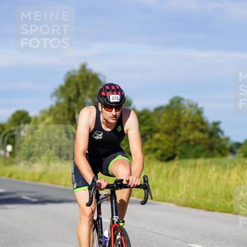 31.08.2025 - Elbe Triathlon Hamburg Michael Burmester http://msf.ph/oto/8665835 31.08.2025 09:32:29 Radfahren 253, 315, 392 meine-sportfotos.de