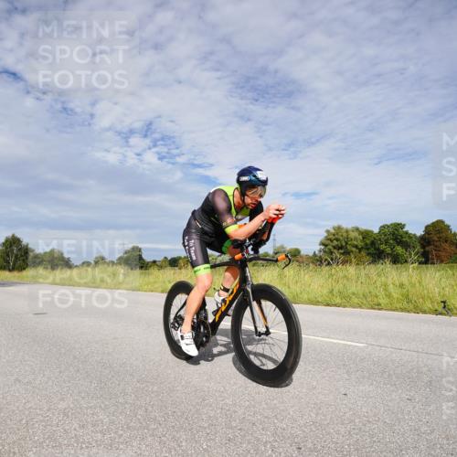 31.08.2025 - Elbe Triathlon Hamburg Michael Burmester http://msf.ph/oto/8665838 31.08.2025 10:20:33 Radfahren 508, 726, 920, 1033, 1090 meine-sportfotos.de