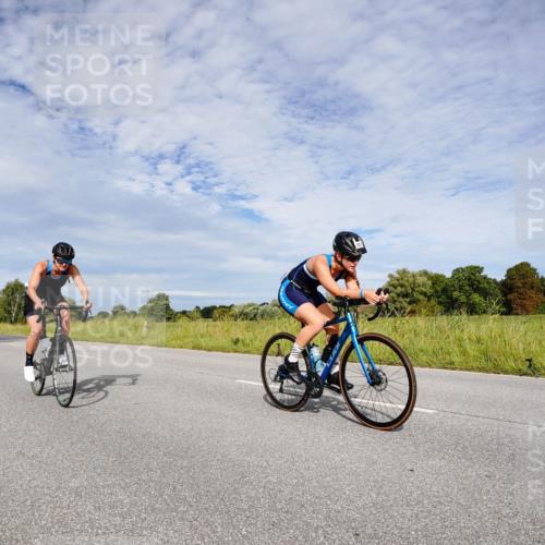 31.08.2025 - Elbe Triathlon Hamburg Michael Burmester http://msf.ph/oto/8665869 31.08.2025 10:20:57 Radfahren 419, 634, 689, 880, 931, 1064 meine-sportfotos.de