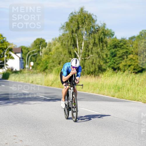 31.08.2025 - Elbe Triathlon Hamburg Michael Burmester http://msf.ph/oto/8665874 31.08.2025 09:32:48 Radfahren 709, 713 meine-sportfotos.de