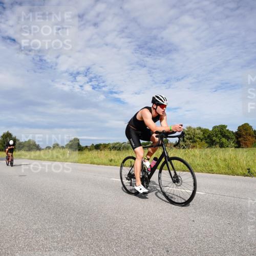 31.08.2025 - Elbe Triathlon Hamburg Michael Burmester http://msf.ph/oto/8665882 31.08.2025 10:21:23 Radfahren 687, 744, 790, 822, 1034 meine-sportfotos.de