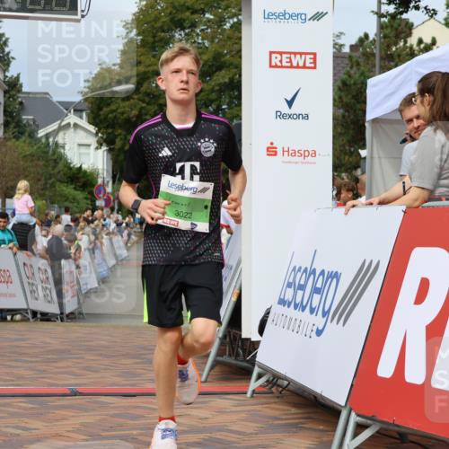 31.08.2025 - 21. Blankeneser Heldenlauf Strokosch-Dieckow http://msf.ph/oto/8665886 31.08.2025 10:59:07 Ziel 3295, 3426, 3022 meine-sportfotos.de