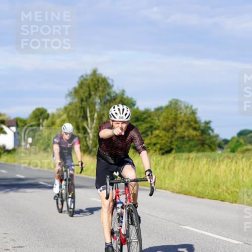 31.08.2025 - Elbe Triathlon Hamburg Michael Burmester http://msf.ph/oto/8665906 31.08.2025 09:33:02 Radfahren 184, 381, 495, 502 meine-sportfotos.de