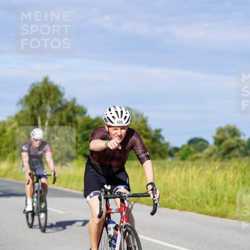 31.08.2025 - Elbe Triathlon Hamburg Michael Burmester http://msf.ph/oto/8665909 31.08.2025 09:33:03 Radfahren 184, 381, 495, 502 meine-sportfotos.de