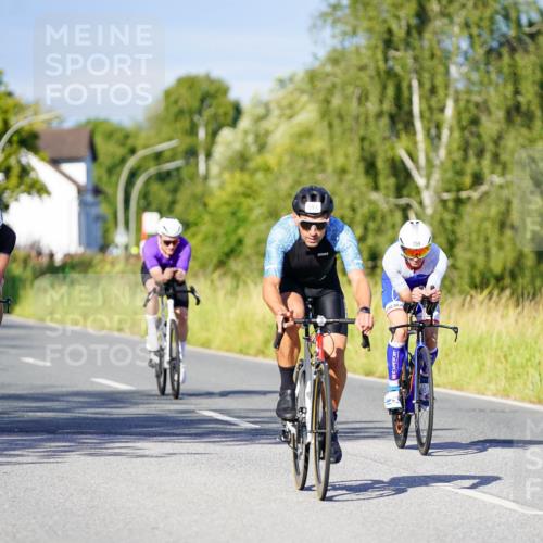 31.08.2025 - Elbe Triathlon Hamburg Michael Burmester http://msf.ph/oto/8665932 31.08.2025 09:33:14 Radfahren 214, 407, 493, 526, 531, 691, 759 meine-sportfotos.de
