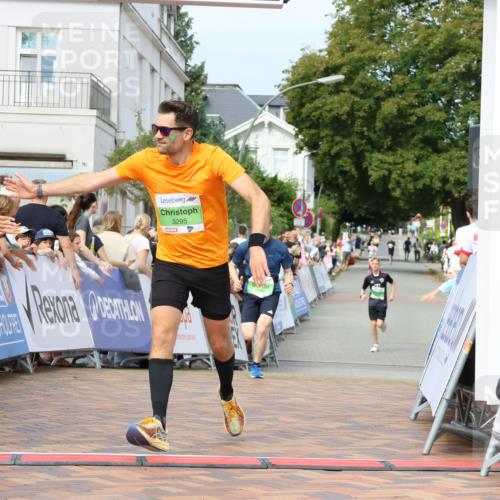 31.08.2025 - 21. Blankeneser Heldenlauf Strokosch-Dieckow http://msf.ph/oto/8665997 31.08.2025 10:58:59 Ziel 3295, 3426 meine-sportfotos.de