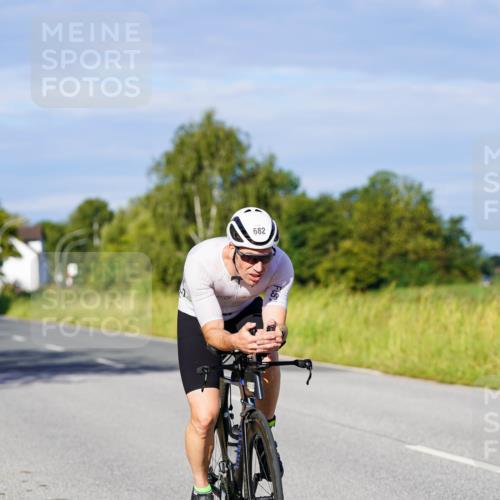 31.08.2025 - Elbe Triathlon Hamburg Michael Burmester http://msf.ph/oto/8666085 31.08.2025 09:34:01 Radfahren 367, 416, 480, 515, 516, 545, 682, 696 meine-sportfotos.de