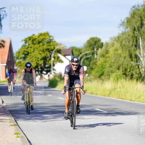 31.08.2025 - Elbe Triathlon Hamburg Michael Burmester http://msf.ph/oto/8666120 31.08.2025 09:34:14 Radfahren 297, 342, 612, 710 meine-sportfotos.de