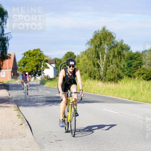 31.08.2025 - Elbe Triathlon Hamburg Michael Burmester http://msf.ph/oto/8666129 31.08.2025 09:34:16 Radfahren 297, 342, 612, 710 meine-sportfotos.de