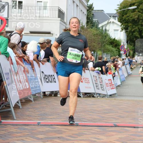 31.08.2025 - 21. Blankeneser Heldenlauf Strokosch-Dieckow http://msf.ph/oto/8666140 31.08.2025 11:17:25 Ziel 3536, 3612 meine-sportfotos.de