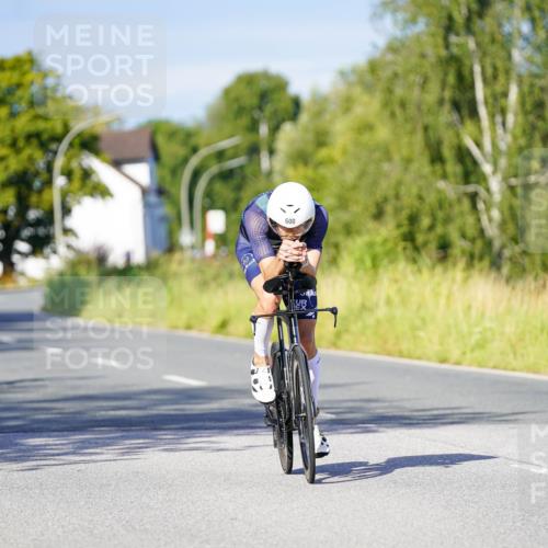 31.08.2025 - Elbe Triathlon Hamburg Michael Burmester http://msf.ph/oto/8666147 31.08.2025 09:34:29 Radfahren 257, 600, 739 meine-sportfotos.de