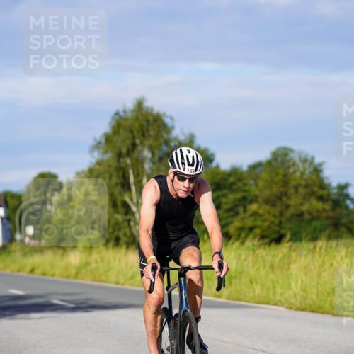 31.08.2025 - Elbe Triathlon Hamburg Michael Burmester http://msf.ph/oto/8666156 31.08.2025 09:34:32 Radfahren 257, 410, 600, 739 meine-sportfotos.de