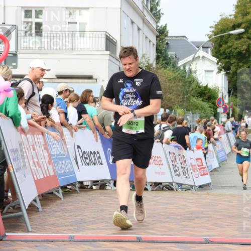 31.08.2025 - 21. Blankeneser Heldenlauf Strokosch-Dieckow http://msf.ph/oto/8666164 31.08.2025 11:17:20 Ziel 3612 meine-sportfotos.de