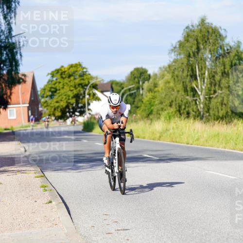 31.08.2025 - Elbe Triathlon Hamburg Michael Burmester http://msf.ph/oto/8666176 31.08.2025 09:34:39 Radfahren 228, 410 meine-sportfotos.de