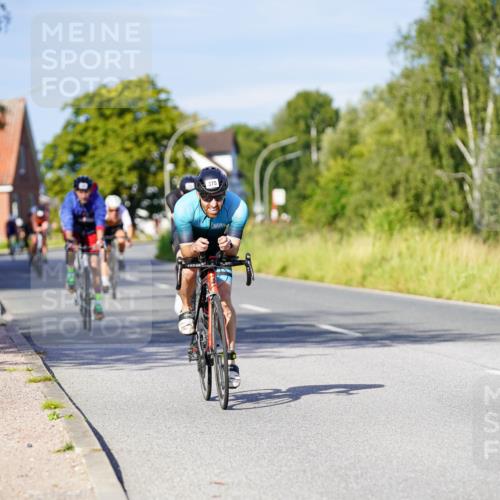 31.08.2025 - Elbe Triathlon Hamburg Michael Burmester http://msf.ph/oto/8666188 31.08.2025 09:34:52 Radfahren 375, 422, 440, 441, 537, 568, 606, 727 meine-sportfotos.de
