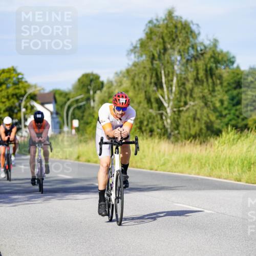 31.08.2025 - Elbe Triathlon Hamburg Michael Burmester http://msf.ph/oto/8666202 31.08.2025 09:34:57 Radfahren 264, 422, 428, 440, 537, 568, 606, 727 meine-sportfotos.de
