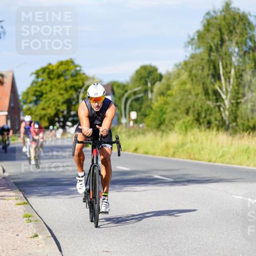31.08.2025 - Elbe Triathlon Hamburg Michael Burmester http://msf.ph/oto/8666210 31.08.2025 09:34:59 Radfahren 264, 422, 428, 440, 537, 606, 727 meine-sportfotos.de