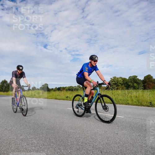 31.08.2025 - Elbe Triathlon Hamburg Michael Burmester http://msf.ph/oto/8666212 31.08.2025 10:25:52 Radfahren 503, 890, 973, 1020, 1029, 1055, 1060, 1133 meine-sportfotos.de