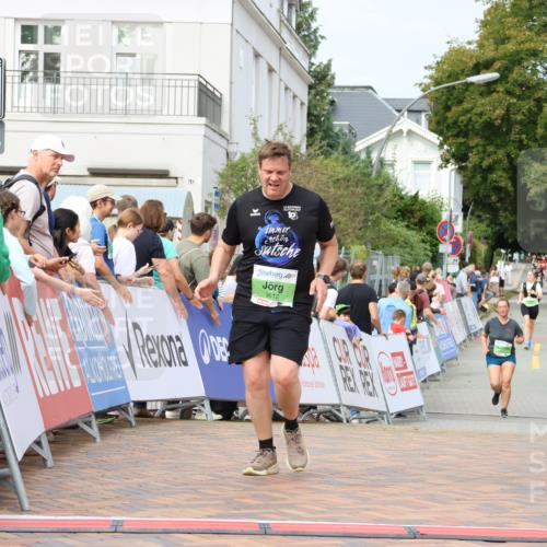 31.08.2025 - 21. Blankeneser Heldenlauf Strokosch-Dieckow http://msf.ph/oto/8666222 31.08.2025 11:17:19 Ziel 3612, 3133 meine-sportfotos.de