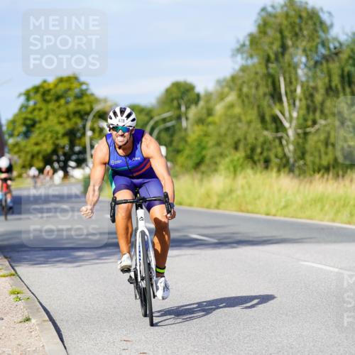 31.08.2025 - Elbe Triathlon Hamburg Michael Burmester http://msf.ph/oto/8666224 31.08.2025 09:35:02 Radfahren 264, 422, 428, 447, 727 meine-sportfotos.de