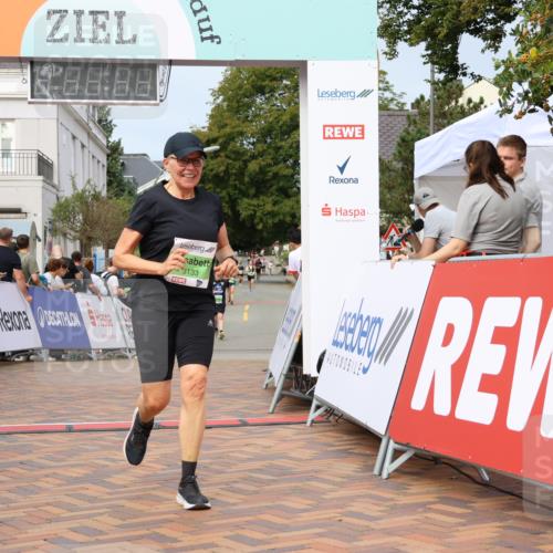 31.08.2025 - 21. Blankeneser Heldenlauf Strokosch-Dieckow http://msf.ph/oto/8666252 31.08.2025 11:17:12 Ziel 3698, 3366, 3133 meine-sportfotos.de