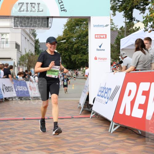31.08.2025 - 21. Blankeneser Heldenlauf Strokosch-Dieckow http://msf.ph/oto/8666266 31.08.2025 11:17:12 Ziel 3698, 3366, 3133 meine-sportfotos.de