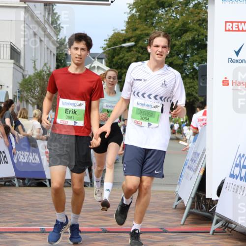 31.08.2025 - 21. Blankeneser Heldenlauf Strokosch-Dieckow http://msf.ph/oto/8666284 31.08.2025 10:58:35 Ziel 3064, 3651, 3457 meine-sportfotos.de