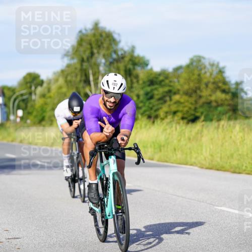 31.08.2025 - Elbe Triathlon Hamburg Michael Burmester http://msf.ph/oto/8666310 31.08.2025 09:35:32 Radfahren 272, 275, 412, 492, 595, 603, 656, 693, 764, 778 meine-sportfotos.de