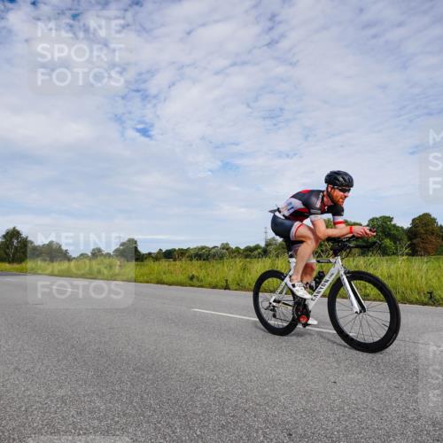 31.08.2025 - Elbe Triathlon Hamburg Michael Burmester http://msf.ph/oto/8666312 31.08.2025 10:27:52 Radfahren 401, 779, 1057, 1098, 1148 meine-sportfotos.de